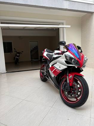 YAMAHA YZF R1 